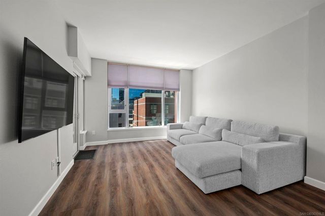 427 9th Ave 504, San Diego, CA 92101