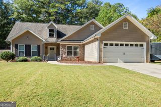110 Raymond Ray Street, Newnan, GA 30265