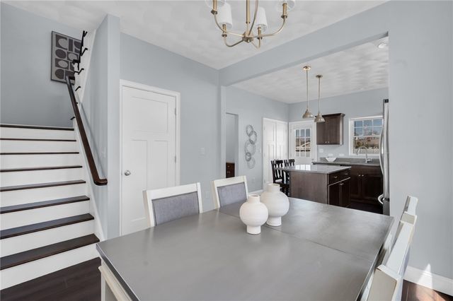 222 Pettaconsett Avenue, Warwick, RI 02888