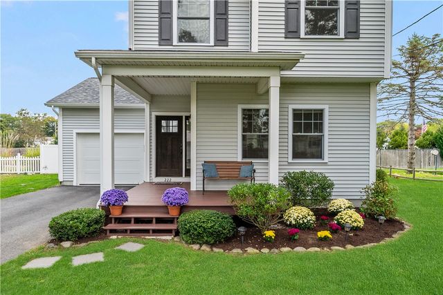 222 Pettaconsett Avenue, Warwick, RI 02888