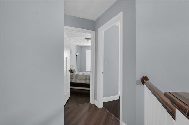 222 Pettaconsett Avenue, Warwick, RI 02888