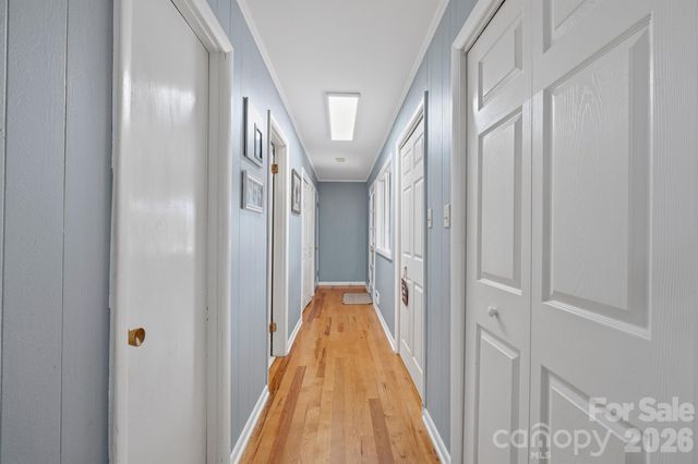 465 28th Avenue Lane NE, Hickory, NC 28601