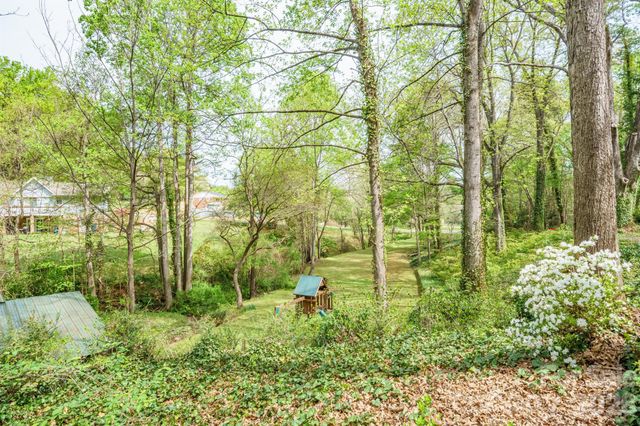 465 28th Avenue Lane NE, Hickory, NC 28601