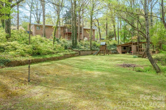 465 28th Avenue Lane NE, Hickory, NC 28601