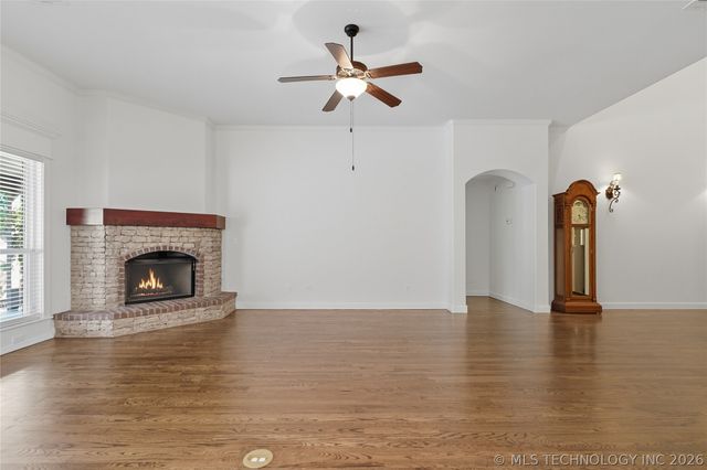 3703 S 13th Place, Broken Arrow, OK 74011