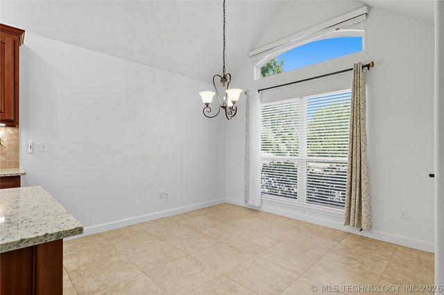 3703 S 13th Place, Broken Arrow, OK 74011