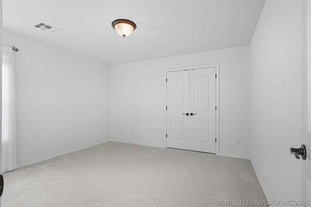 3703 S 13th Place, Broken Arrow, OK 74011