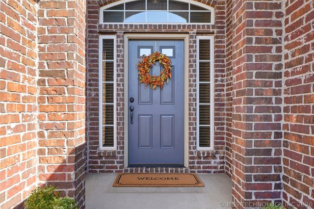 3703 S 13th Place, Broken Arrow, OK 74011