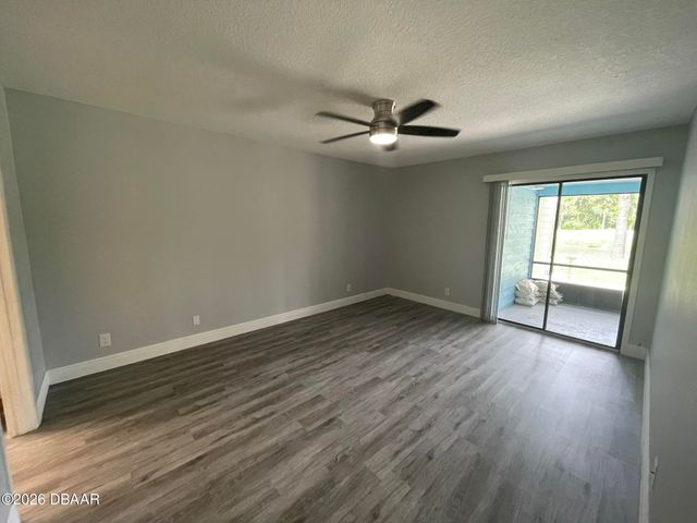 392 Brown Pelican Drive, Daytona Beach, FL 32119
