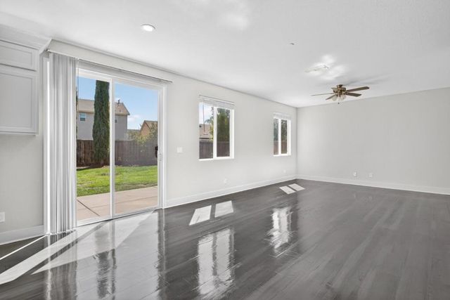 2330 Pinetown Street, Stockton, CA 95212