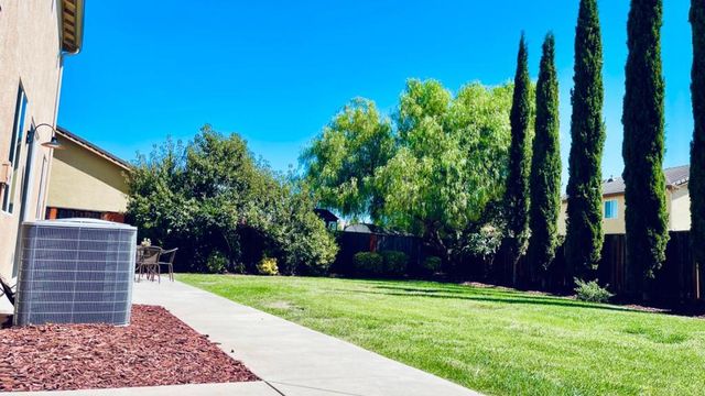 2330 Pinetown Street, Stockton, CA 95212