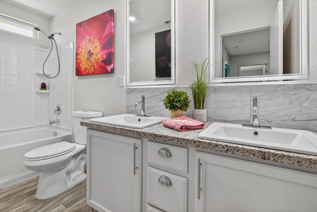 2330 Pinetown Street, Stockton, CA 95212