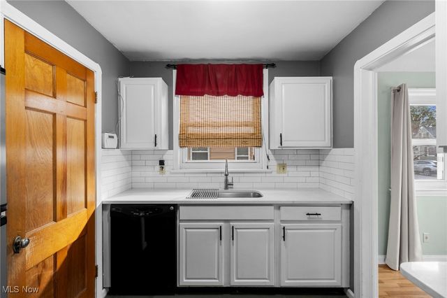 14104 Hazelmere Avenue, Cleveland, OH 44111