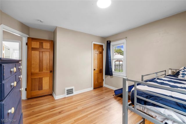 14104 Hazelmere Avenue, Cleveland, OH 44111