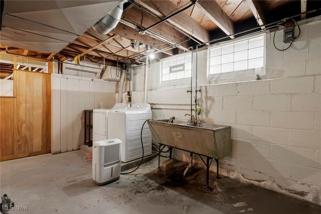 14104 Hazelmere Avenue, Cleveland, OH 44111