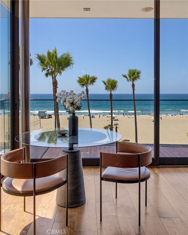 Image 16 of property listing at 1204 The Strand, Manhattan Beach, CA 90266