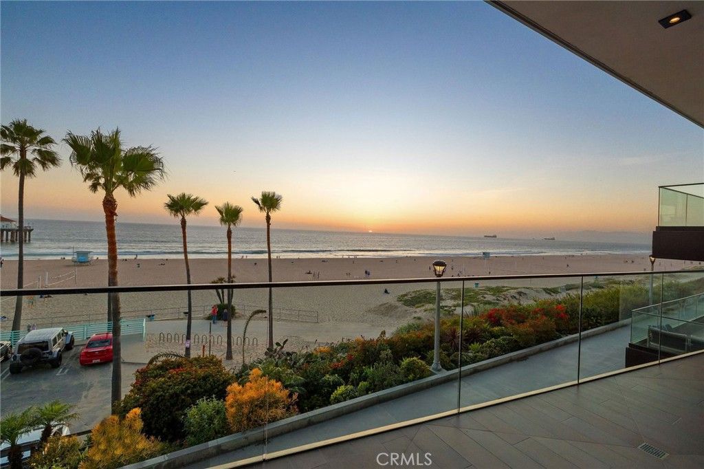 Image 24 of property listing at 1204 The Strand, Manhattan Beach, CA 90266