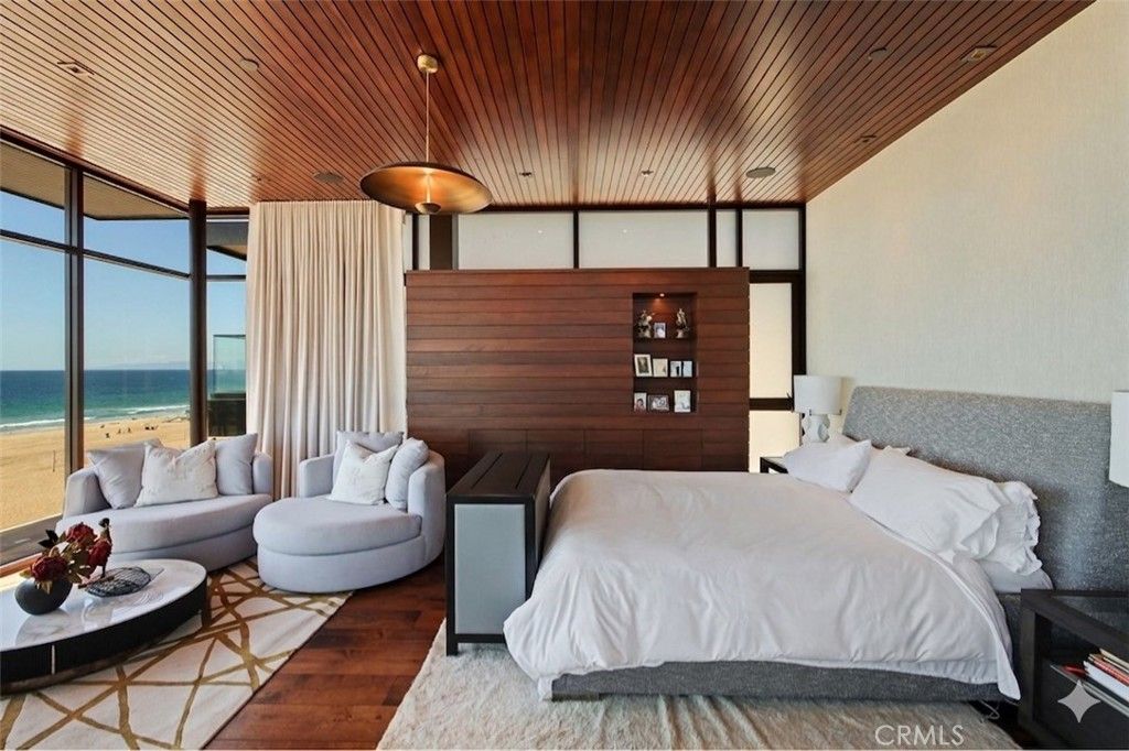 Image 29 of property listing at 1204 The Strand, Manhattan Beach, CA 90266