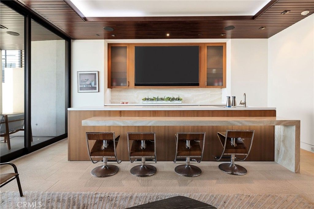 Image 38 of property listing at 1204 The Strand, Manhattan Beach, CA 90266