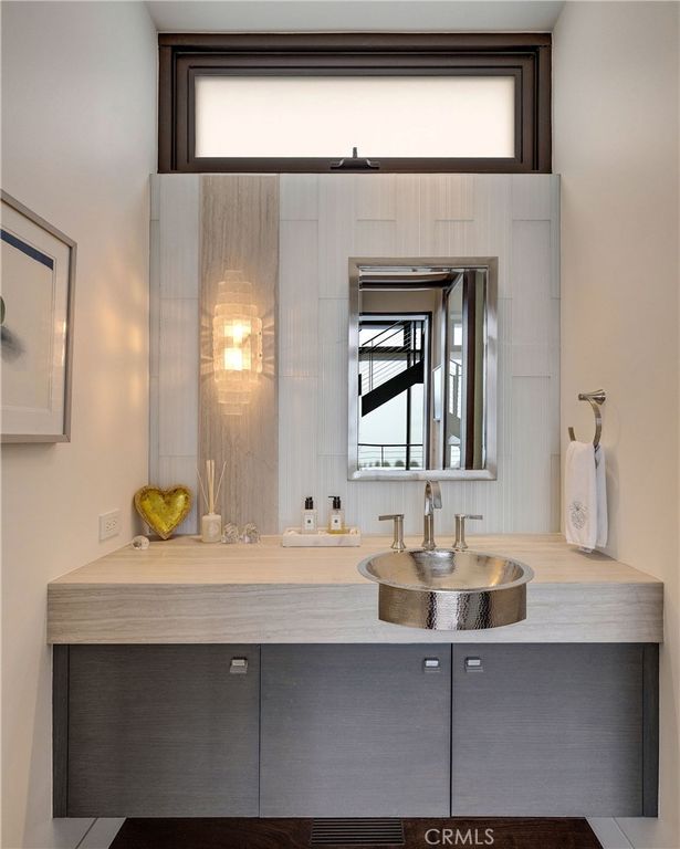 Image 45 of property listing at 1204 The Strand, Manhattan Beach, CA 90266