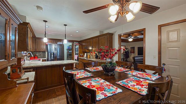 208 SE 30th Street, Moore, OK 73160