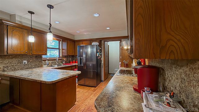 208 SE 30th Street, Moore, OK 73160