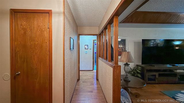 208 SE 30th Street, Moore, OK 73160