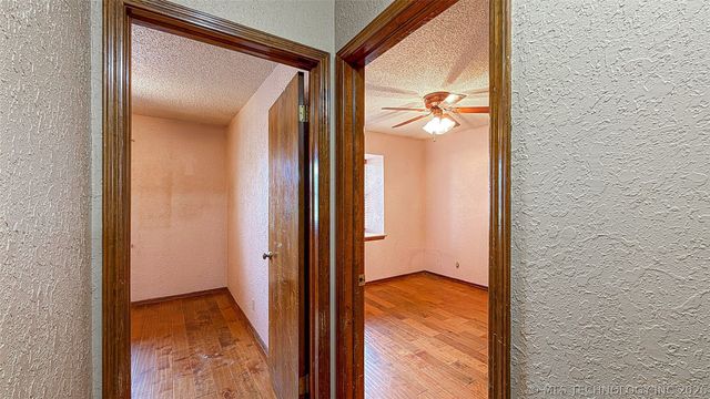 208 SE 30th Street, Moore, OK 73160
