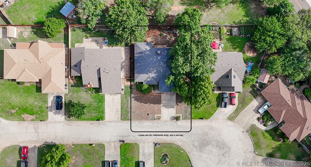 208 SE 30th Street, Moore, OK 73160