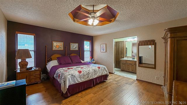 208 SE 30th Street, Moore, OK 73160