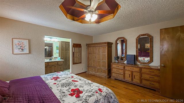 208 SE 30th Street, Moore, OK 73160