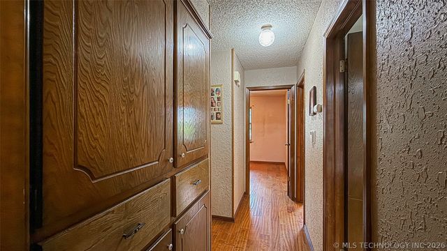 208 SE 30th Street, Moore, OK 73160