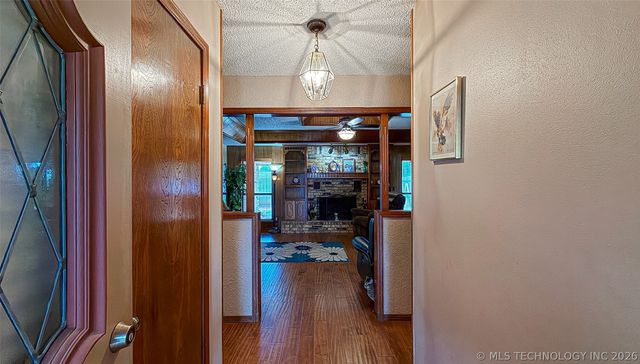 208 SE 30th Street, Moore, OK 73160