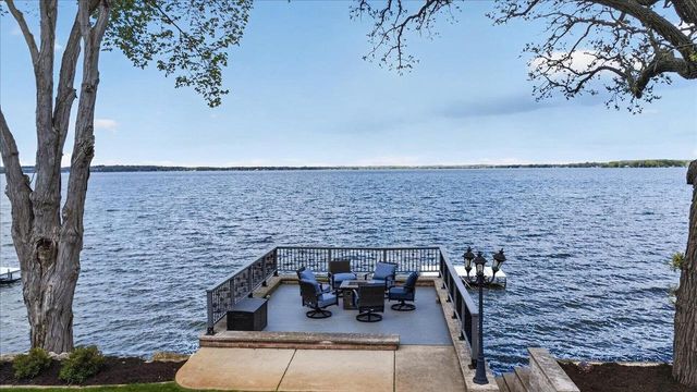 3066 Shadyside Drive, Stoughton, WI 53589