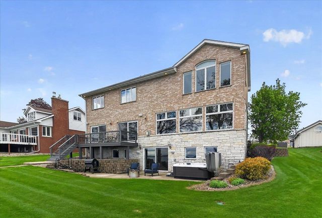 3066 Shadyside Drive, Stoughton, WI 53589