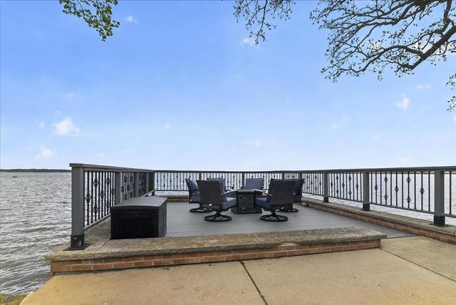 3066 Shadyside Drive, Stoughton, WI 53589