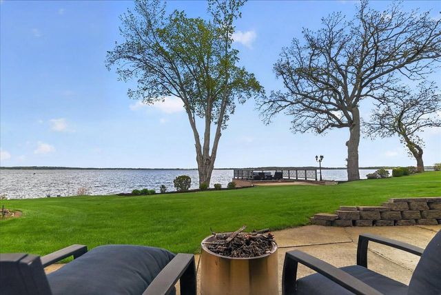 3066 Shadyside Drive, Stoughton, WI 53589