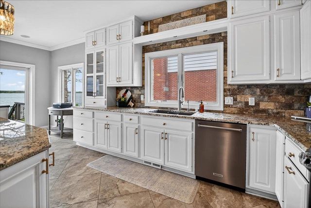 3066 Shadyside Drive, Stoughton, WI 53589