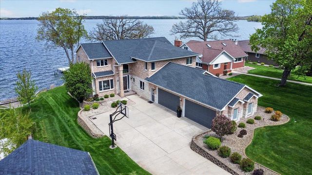 3066 Shadyside Drive, Stoughton, WI 53589