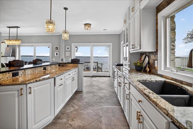 3066 Shadyside Drive, Stoughton, WI 53589