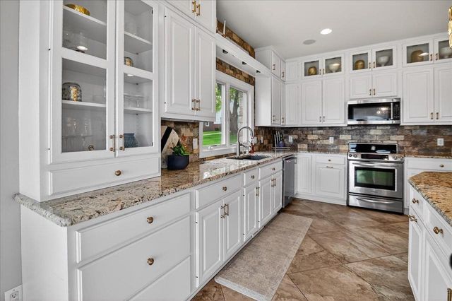 3066 Shadyside Drive, Stoughton, WI 53589