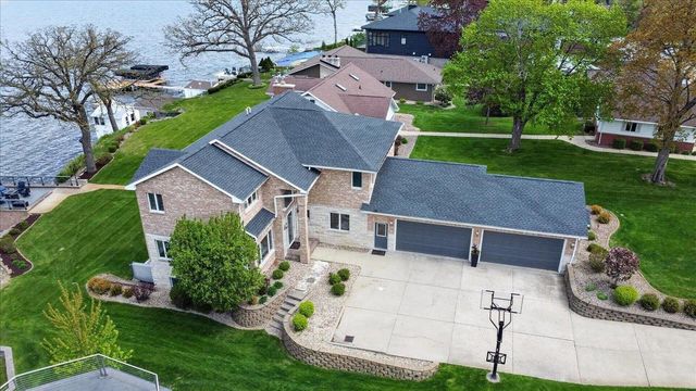 3066 Shadyside Drive, Stoughton, WI 53589