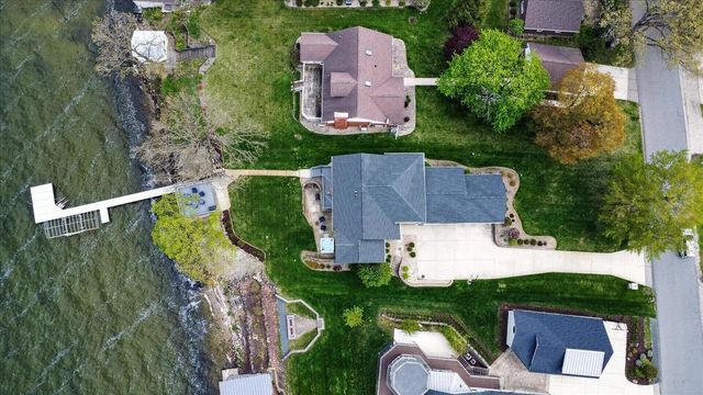 3066 Shadyside Drive, Stoughton, WI 53589