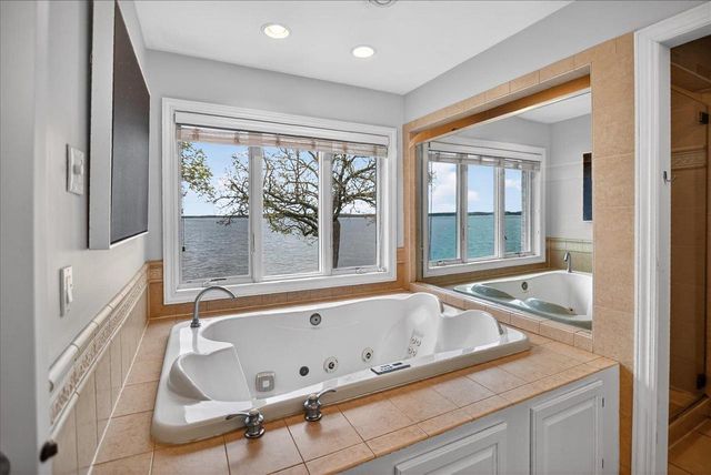 3066 Shadyside Drive, Stoughton, WI 53589