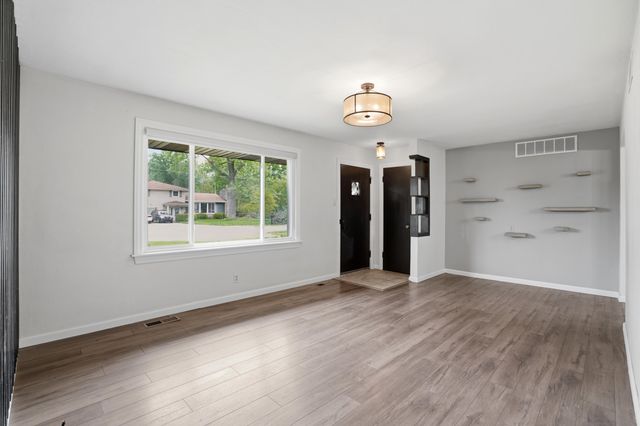 5237 Stone Avenue, Portage, IN 46368