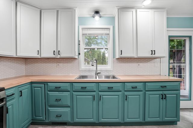 5237 Stone Avenue, Portage, IN 46368