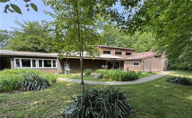 5060 Leffingwell Road, Canfield, OH 44406