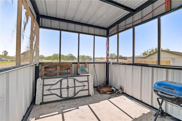 14389 Mile 2 W, Mercedes, TX 78570