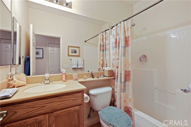 7397 Village Way, Yucca Valley, CA 92284