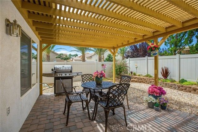 7397 Village Way, Yucca Valley, CA 92284